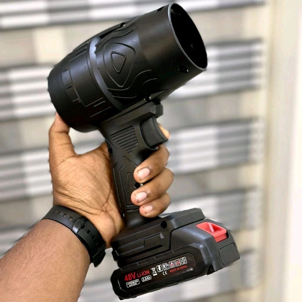 Portable high pressure electric air blower with charger and battery